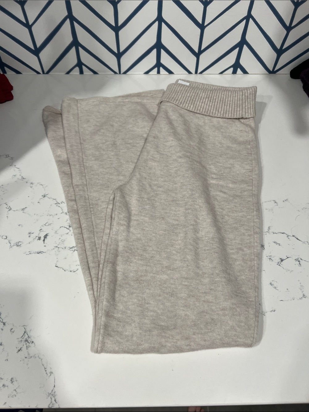 Gilly Hicks Light Cream Boot Cut Knit Pants